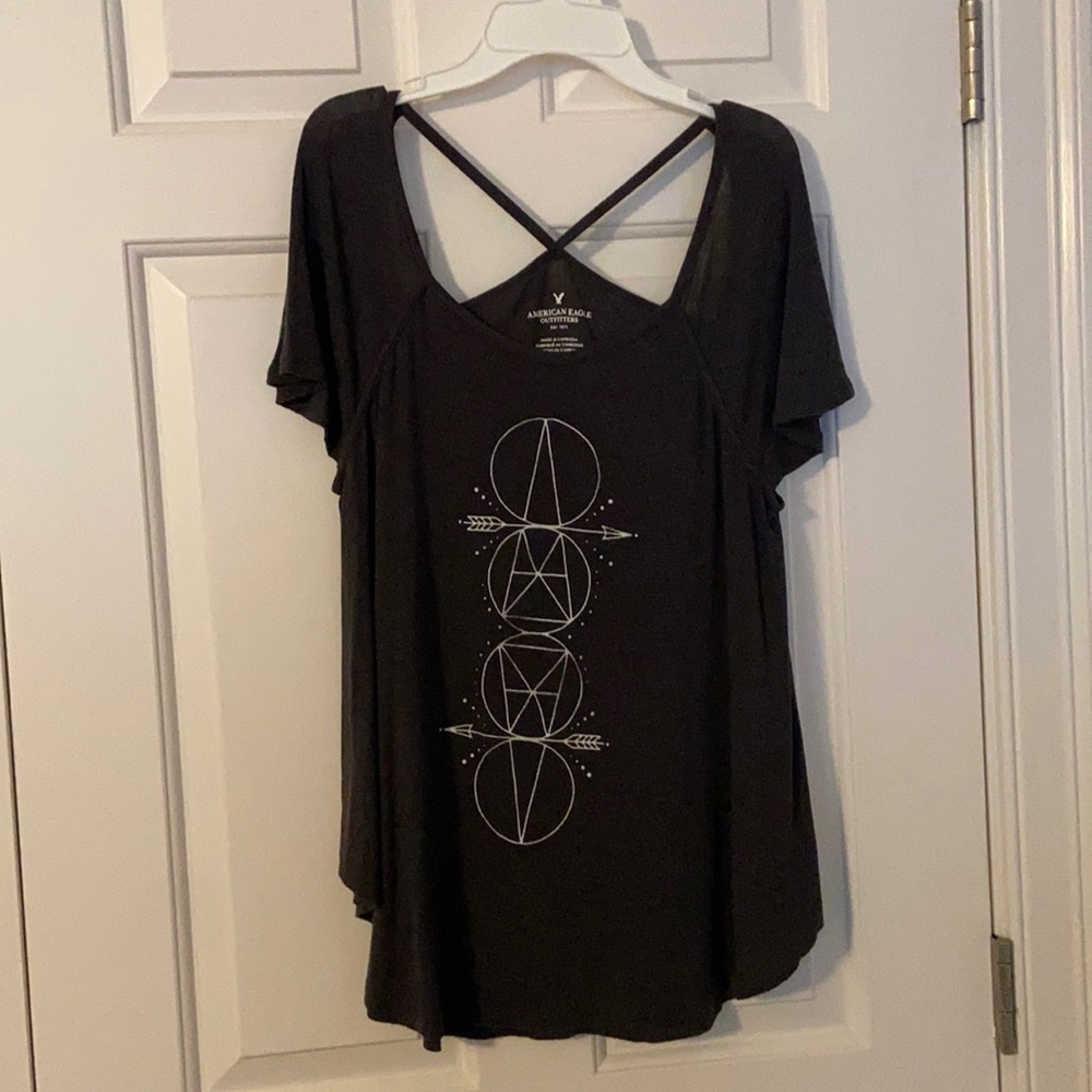 Graphic Gray Short Sleeve, Cross Back, AE size M